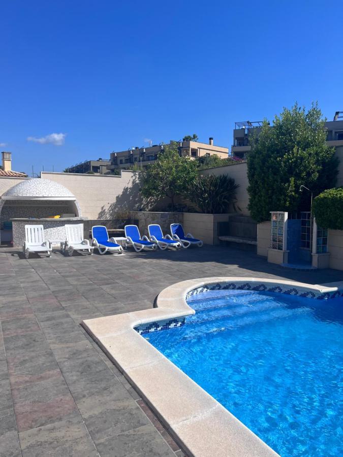 Willa Con Piscina El Vendrell Exterior foto